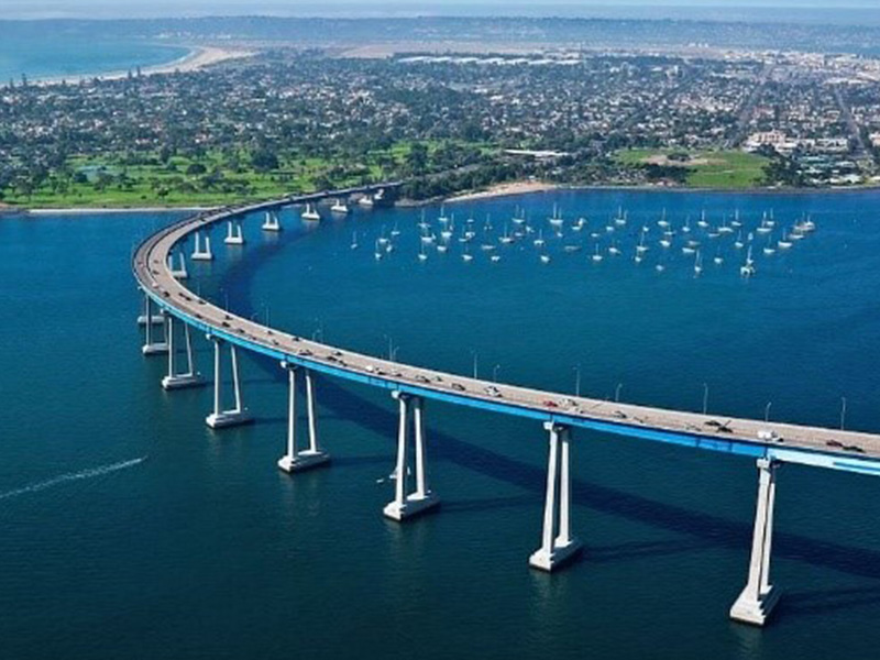 Cây cầu tuyệt đẹp bắc qua vịnh San Diego