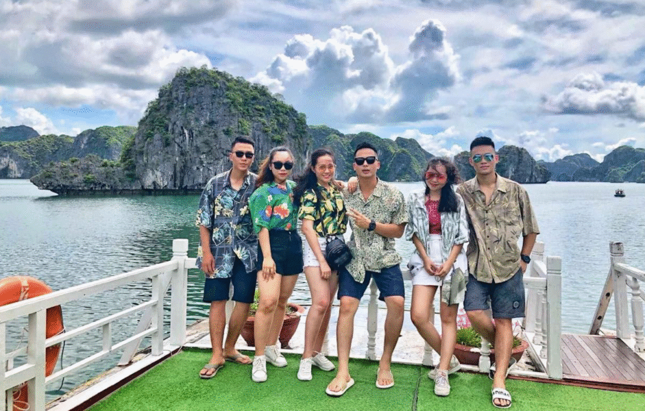 Tour Đảo Ngọc Cát Bà – Vịnh Lan Hạ 3 Ngày 2 Đêm